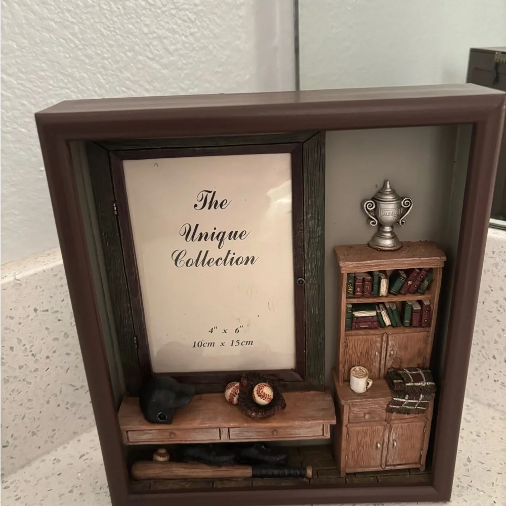 Brown Picture Frame by - Picture 2 of 5